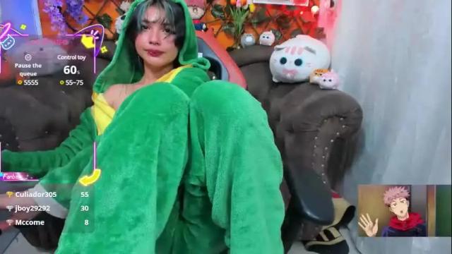 Image 3 of ravenn_20 Stream on Chaturbate on 3 months ago