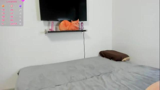 Image 6 of ravenoousbiter Stream on Chaturbate on 8 days ago