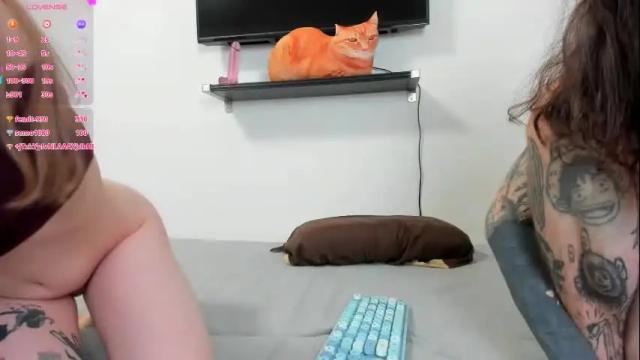 Image 11 of ravenoousbiter Stream on Chaturbate on 3 days ago