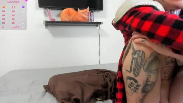 Image 12 of ravenoousbiter Stream on Chaturbate on 6 months ago