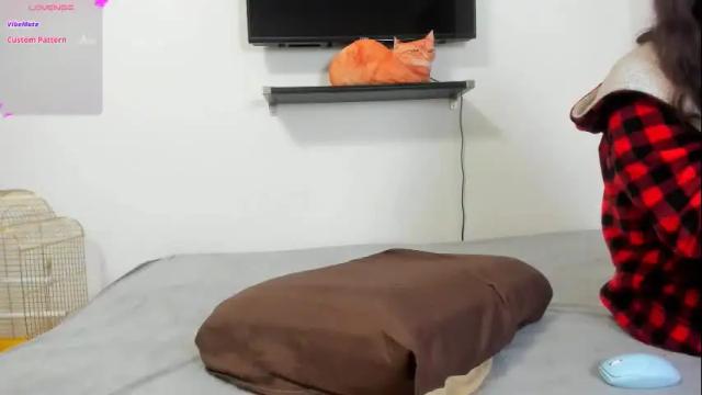 Image 7 of ravenoousbiter Stream on Chaturbate on 6 months ago