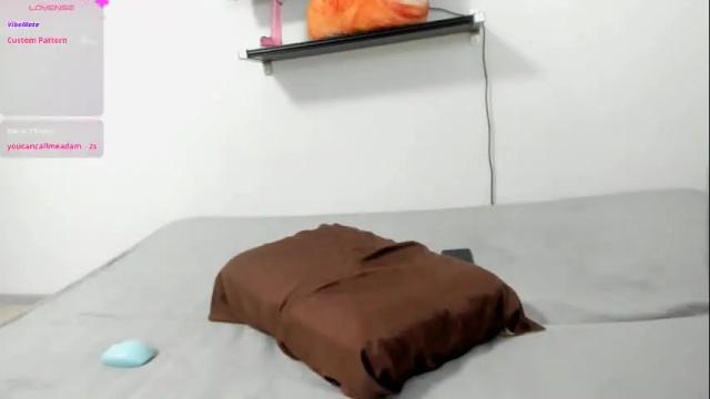 Thumbnail 1, ravenoousbiter's Stream at Chaturbate, 6 months ago