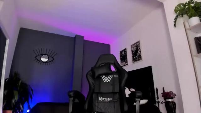 Image 7 of ravenwitch_ Stream on Chaturbate on 2 months ago