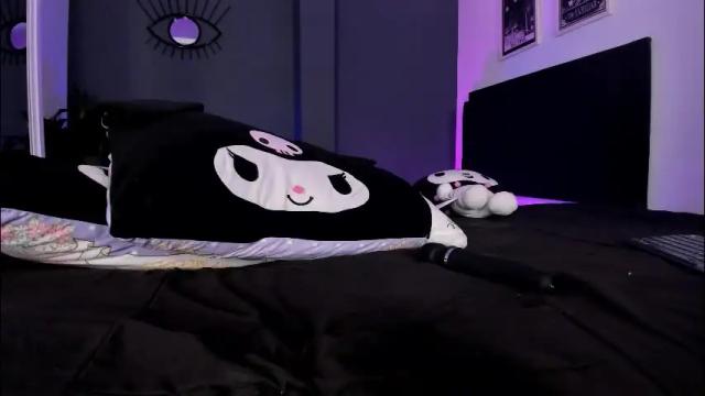 Image 2 of ravenwitch_ Stream on Chaturbate on 2 months ago