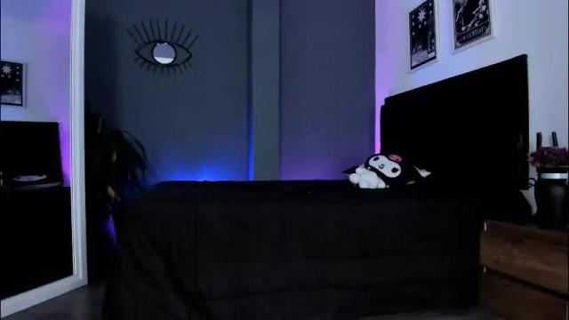 Image 2 of ravenwitch_ Stream on Chaturbate on 1 month ago