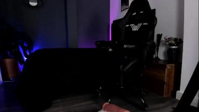 Image 10 of ravenwitch_ Stream on Chaturbate on 1 month ago