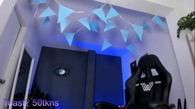 Image 12 of ravenwitch_ Stream on Chaturbate on 25 days ago