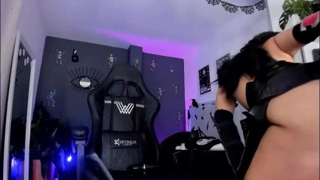 Image 2 of ravenwitch_ Stream on Chaturbate on 2 days ago