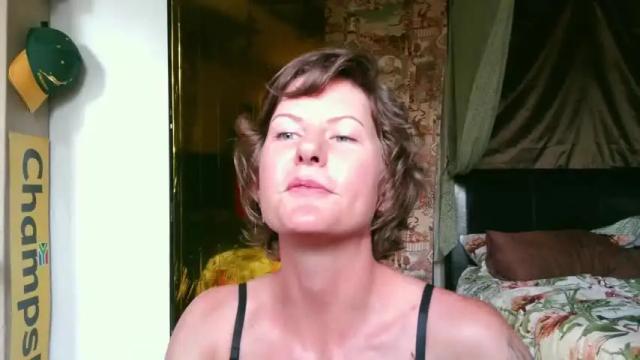 Image 10 of ravishing_roni Stream on Chaturbate on 22 months ago