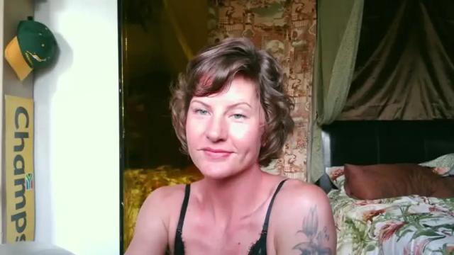 Image 6 of ravishing_roni Stream on Chaturbate on 22 months ago