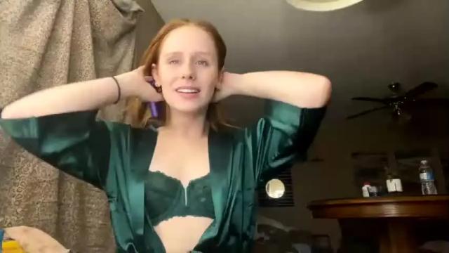Image 4 of rayofsunshine_21 Stream on Chaturbate on 15 months ago