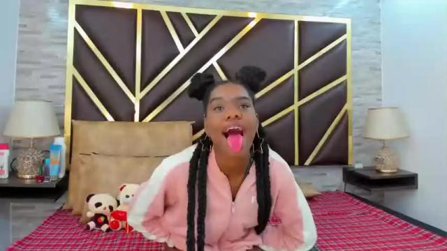 Image 6 of rayshellmartin Stream on Chaturbate on 19 months ago
