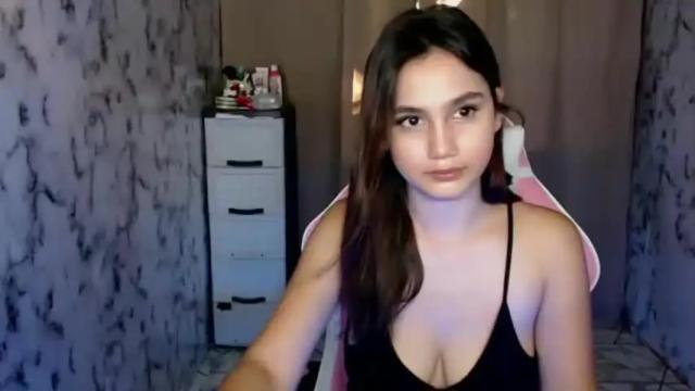 Image 4 of razel_moore69 Stream on Chaturbate on 13 months ago
