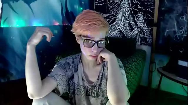 Image 2 of raziel_haze Stream on Chaturbate on 1 month ago