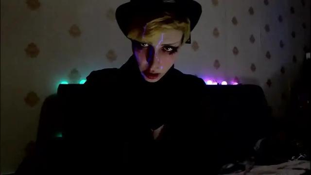 Image 2 of raziel_haze Stream on Chaturbate on 2 months ago