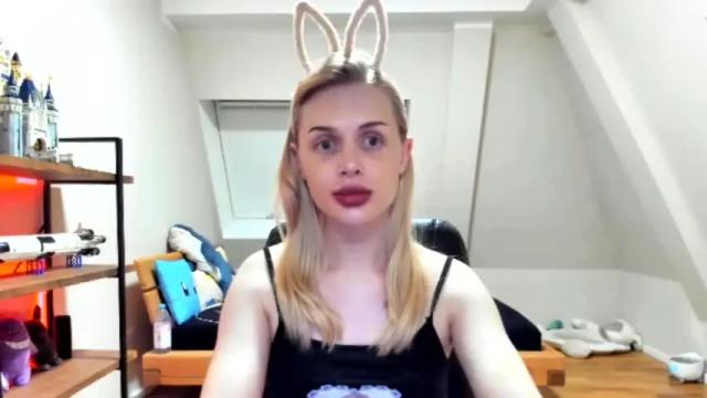 Image 3 of re_play Stream on Chaturbate on 17 months ago