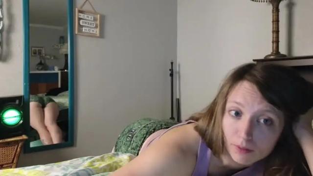 Image 3 of reach4thepeach Stream on Chaturbate on 15 months ago
