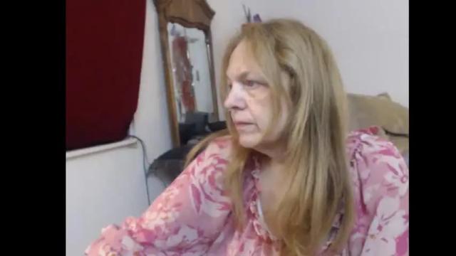 Image 12 of ready_betty Stream on Chaturbate on 1 month ago