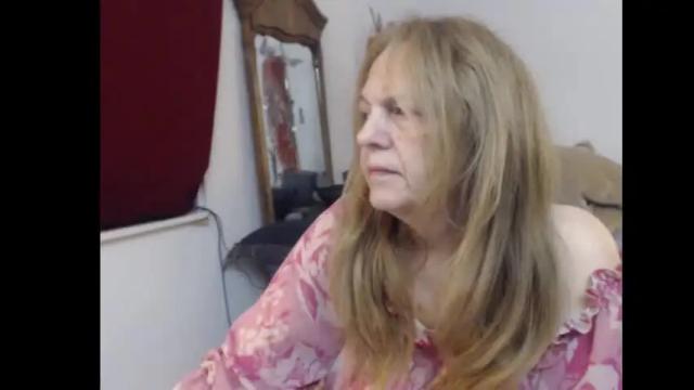 Image 4 of ready_betty Stream on Chaturbate on 1 month ago