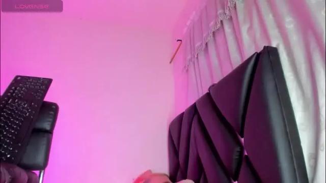 Image 2 of real_sweetbrina Stream on Chaturbate on 1 month ago