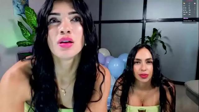 Image 8 of realalinacruz Stream on Chaturbate on 2 months ago