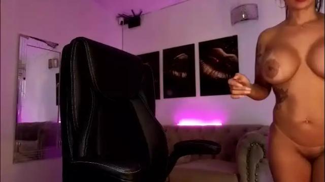 Image 12 of realalinacruz Stream on Chaturbate on 1 month ago