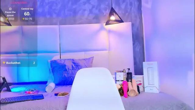 Image 11 of realbadbxtch Stream on Chaturbate on 12 days ago