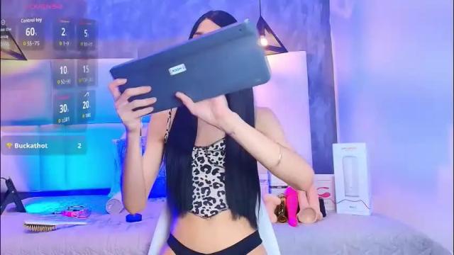 Image 6 of realbadbxtch Stream on Chaturbate on 12 days ago