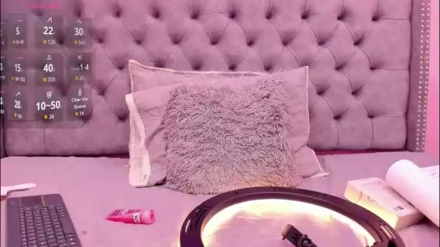 Image 7 of realbadbxtch Stream on Chaturbate on 1 day ago