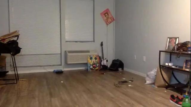 Image 2 of realdrewreynolds Stream on Chaturbate on 28 days ago