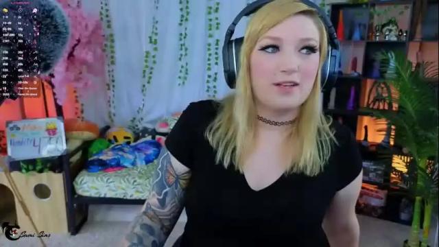 Image 3 of realsamisins Stream on Chaturbate on 15 days ago
