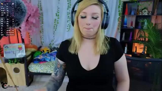 Image 4 of realsamisins Stream on Chaturbate on 15 days ago