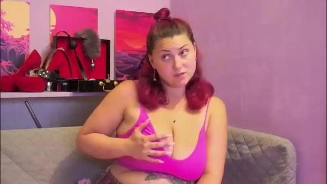 Image 2 of realsweet_goddess Stream on Chaturbate on 2 months ago