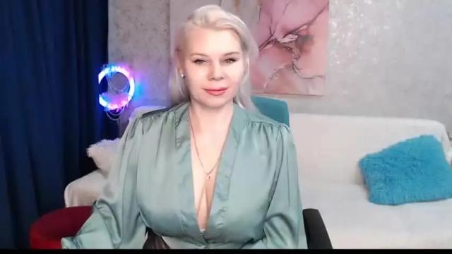 Image 2 of reasonforpassion_ Stream on Chaturbate on 13 months ago