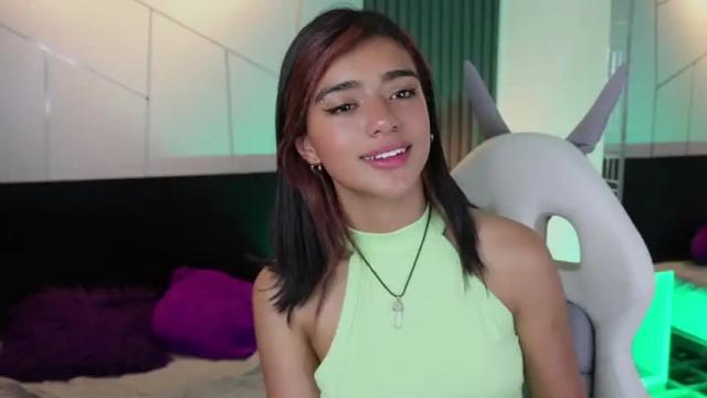 Image 6 of rebeca_cortez Stream on Chaturbate on 14 months ago