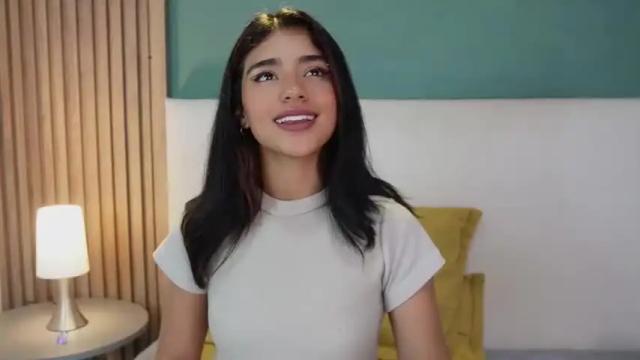 Image 12 of rebeca_cortez Stream on Chaturbate on 12 months ago