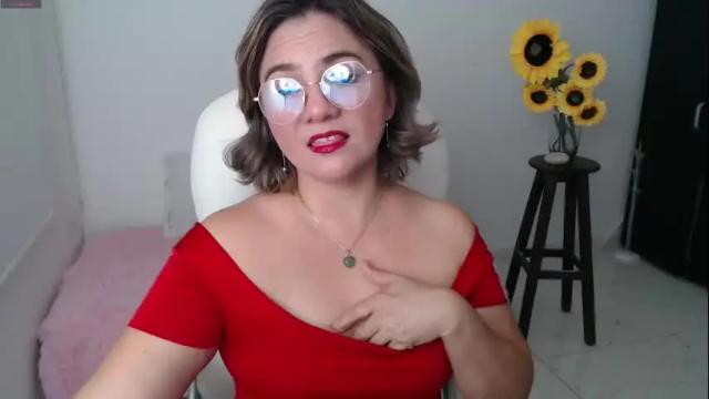 Thumbnail 2, rebeca_milf's Stream at Chaturbate, 1 month ago