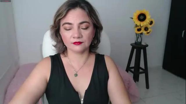 Thumbnail 1, rebeca_milf's Stream at Chaturbate, 1 month ago