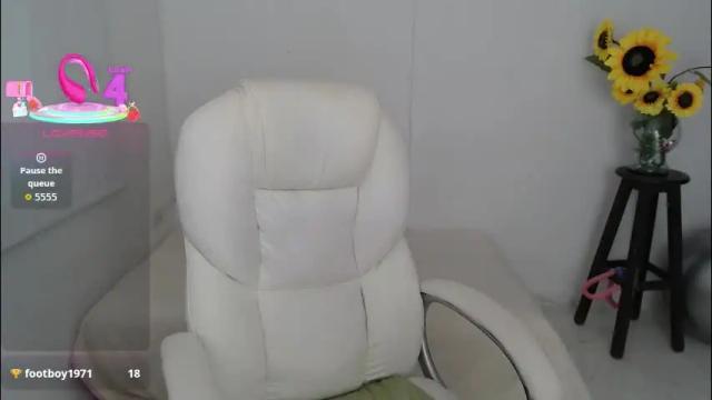 Thumbnail 3, rebeca_milf's Stream at Chaturbate, 1 month ago