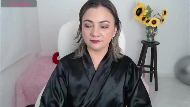 Thumbnail 1, rebeca_milf's Stream at Chaturbate, 1 month ago