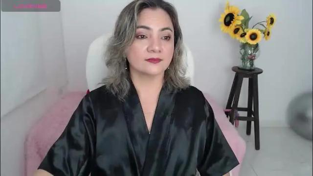 Thumbnail 2, rebeca_milf's Stream at Chaturbate, 1 month ago