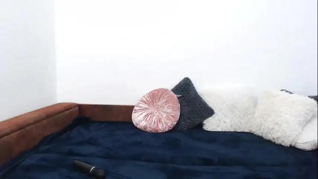 Image 11 of rebecamur Stream on Chaturbate on 13 days ago