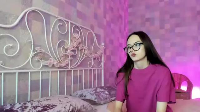Image 2 of rebecca__wilson Stream on Chaturbate on 19 months ago