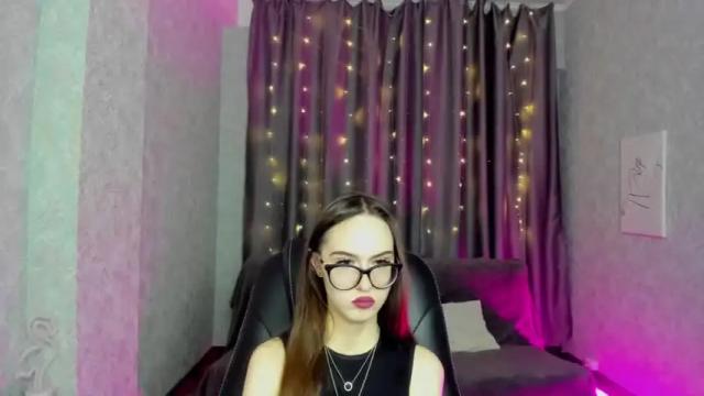 Image 8 of rebecca__wilson Stream on Chaturbate on 20 months ago