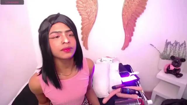 Image 4 of rebecca_adad_ Stream on Chaturbate on 19 months ago