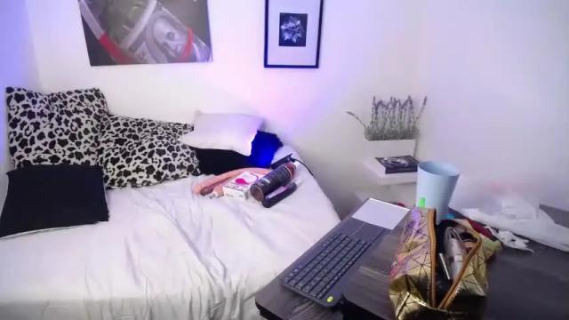 Image 7 of rebecca_adad_ Stream on Chaturbate on 19 months ago