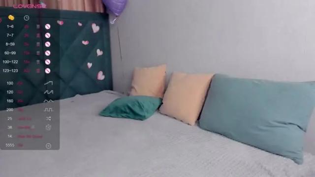 Image 10 of rebecca_aster Stream on Chaturbate on 15 months ago
