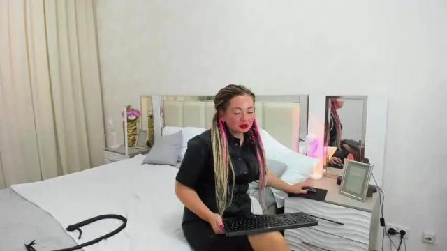 Image 6 of rebecca_baker Stream on Chaturbate on 25 months ago