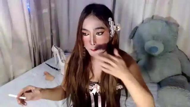 Image 12 of rebecca_desire Stream on Chaturbate on 8 months ago