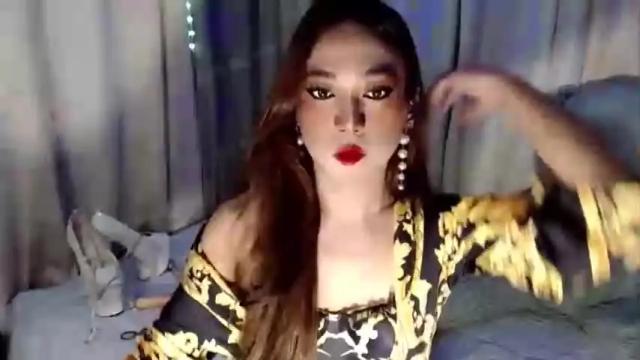 Image 6 of rebecca_desire Stream on Chaturbate on 15 months ago
